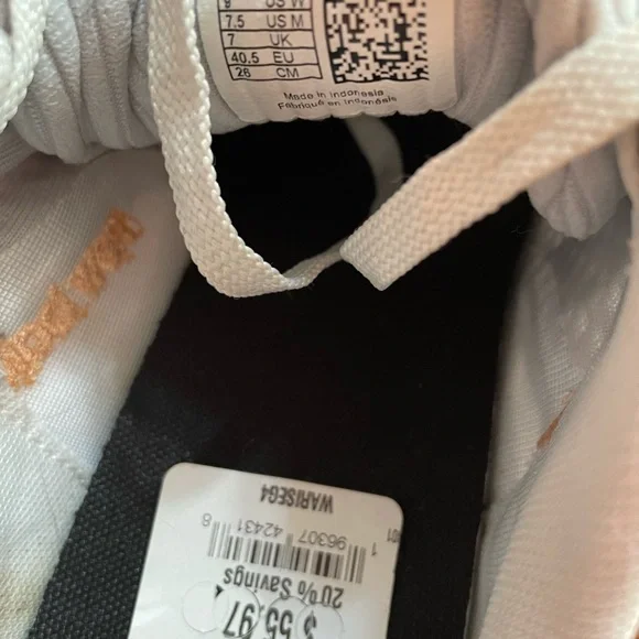 Casual comfort New Balance shoes - Picture 2 of 6